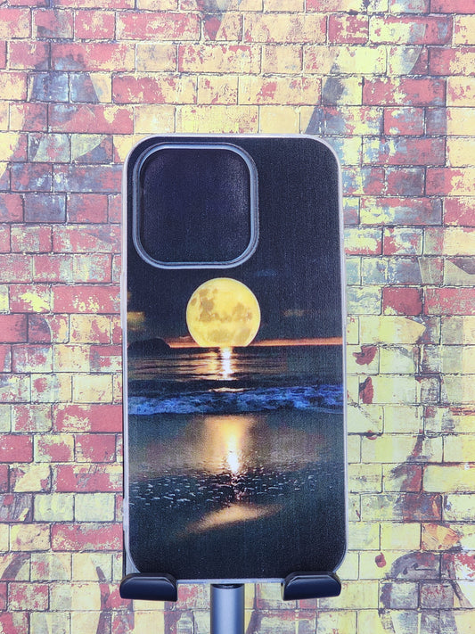 iPhone 14 Pro Moon Beach